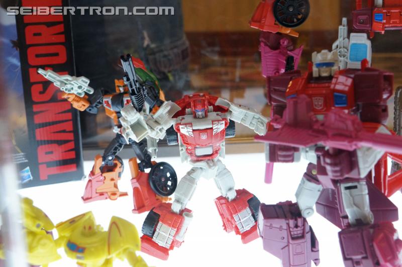 Botcon 2016: Hasbro Display: Combiner Wars Computron - Transformers Event: Combiner Wars Computron 046