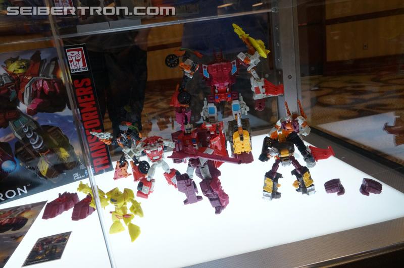Botcon 2016: Hasbro Display: Combiner Wars Computron - Transformers Event: Combiner Wars Computron 063