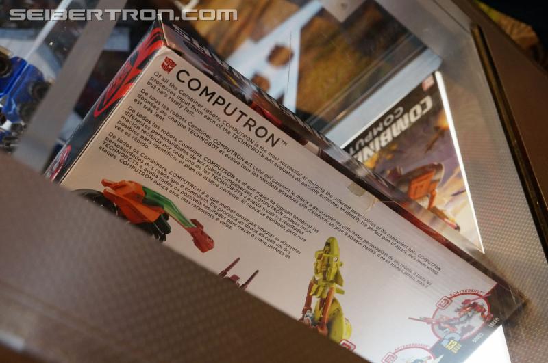 Botcon 2016: Hasbro Display: Combiner Wars Computron - Transformers Event: Computron 017