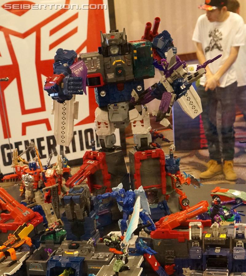 Transformers News: #Botcon2016 New Updated Galleries: Titans Return, Fort Max Diorama, Sentinel, Windblade, Brainstorm Transformers News: #Botcon2016 New Updated Galleries: Titans Return, Fort Max Diorama, Sentinel, Windblade, Brainstorm