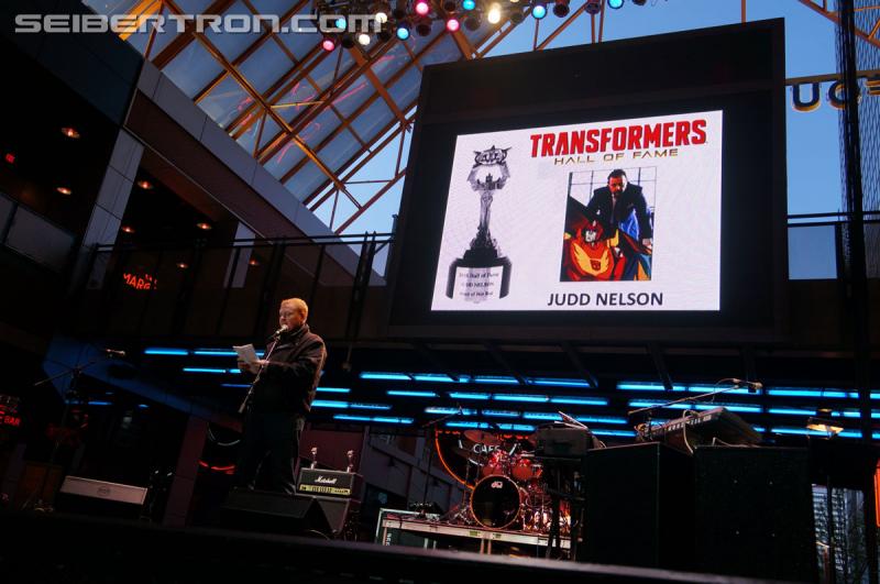 Botcon 2016: Hall of Fame with Judd Nelson and David Kaye plus Stan Bush and Vince DiCola in Concert - Transformers Event: Concert+hall Of Fame 017