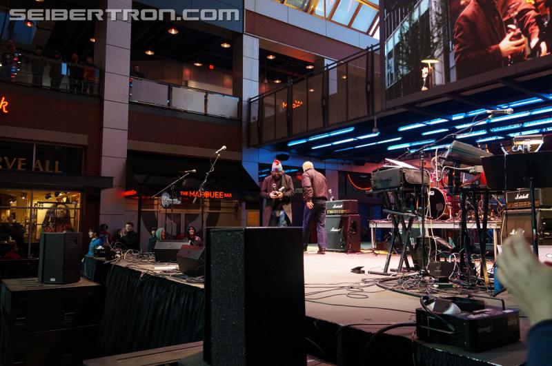 Botcon 2016: Hall of Fame with Judd Nelson and David Kaye plus Stan Bush and Vince DiCola in Concert - Transformers Event: Concert+hall Of Fame 019