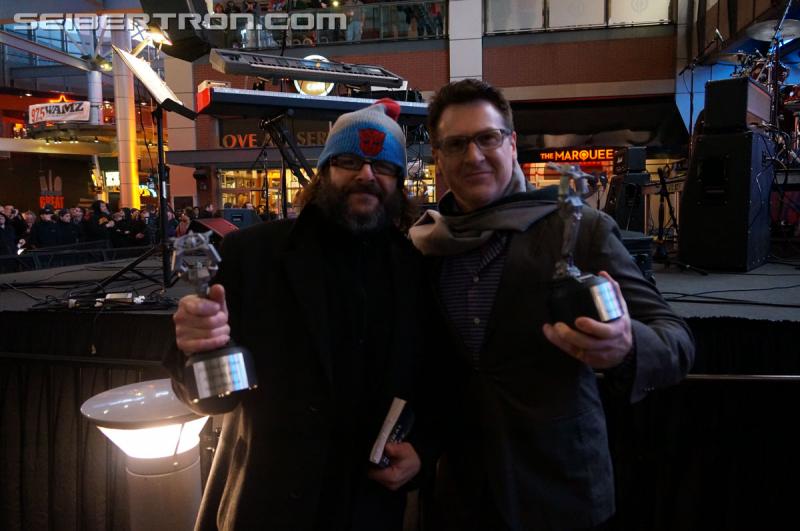 Botcon 2016: Hall of Fame with Judd Nelson and David Kaye plus Stan Bush and Vince DiCola in Concert - Transformers Event: Concert+hall Of Fame 031