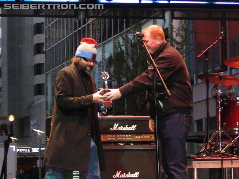 Botcon 2016: Hall of Fame with Judd Nelson and David Kaye plus Stan Bush and Vince DiCola in Concert - Transformers Event: Concert+hall Of Fame 097