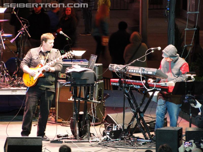Botcon 2016: Hall of Fame with Judd Nelson and David Kaye plus Stan Bush and Vince DiCola in Concert - Transformers Event: Concert+hall Of Fame 132