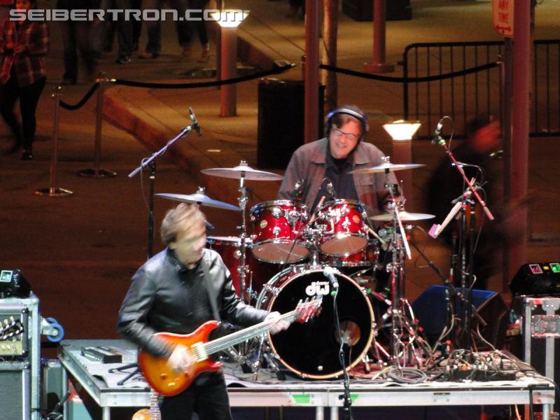 Botcon 2016: Hall of Fame with Judd Nelson and David Kaye plus Stan Bush and Vince DiCola in Concert - Transformers Event: Concert+hall Of Fame 146