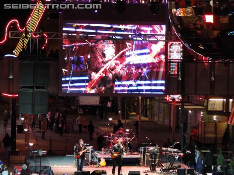 Botcon 2016: Hall of Fame with Judd Nelson and David Kaye plus Stan Bush and Vince DiCola in Concert - Transformers Event: Concert+hall Of Fame 156