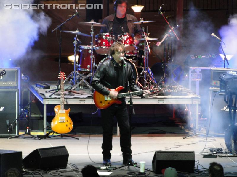 Botcon 2016: Hall of Fame with Judd Nelson and David Kaye plus Stan Bush and Vince DiCola in Concert - Transformers Event: Concert+hall Of Fame 162