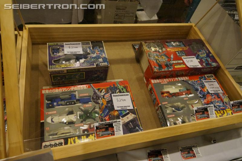 Botcon 2016: Miscellaneous Pics - Transformers Event: DSC03143