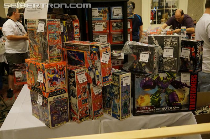 Botcon 2016: Miscellaneous Pics - Transformers Event: DSC03144