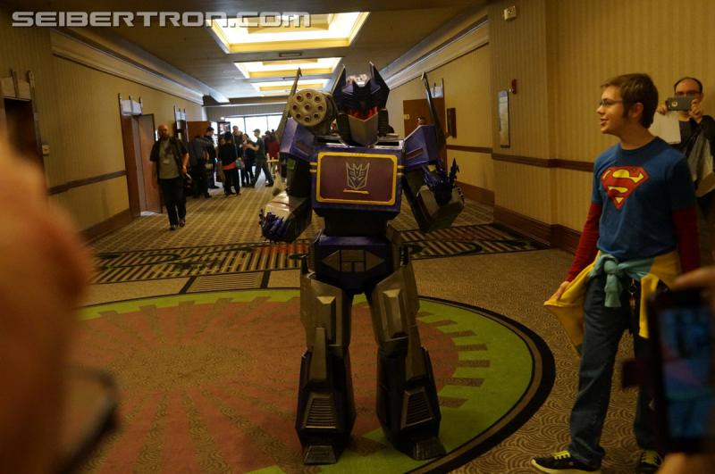 Botcon 2016: Miscellaneous Pics - Transformers Event: DSC03509