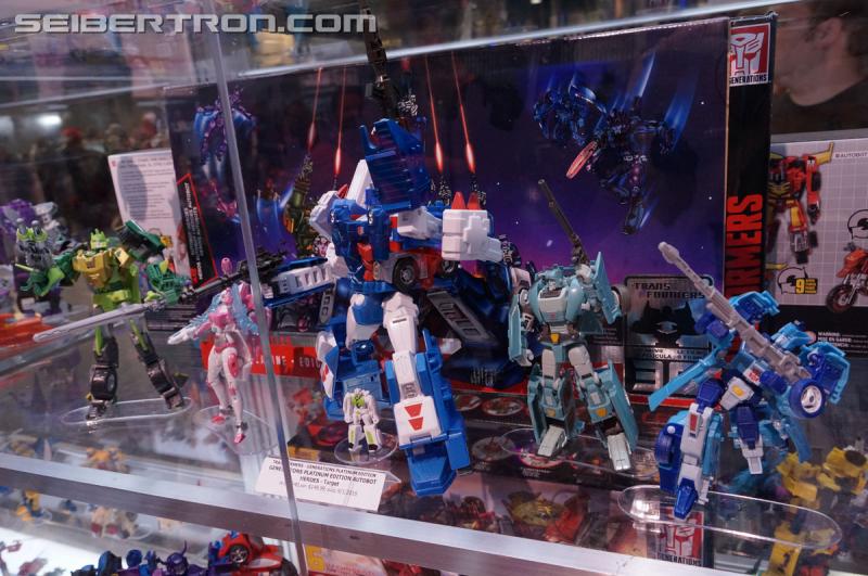 SDCC 2016: Preview Night: Platinum Edition Transformers - Transformers Event: Platinum Edition 008