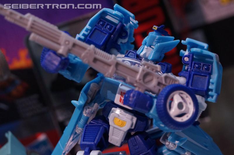 SDCC 2016: Preview Night: Platinum Edition Transformers - Transformers Event: Platinum Edition 010