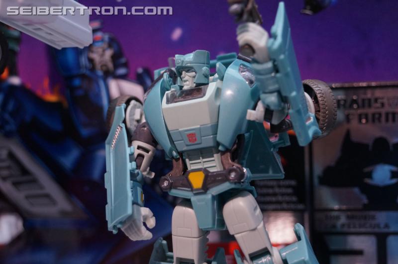 SDCC 2016: Preview Night: Platinum Edition Transformers - Transformers Event: Platinum Edition 012