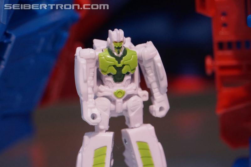 SDCC 2016 - Preview Night: Platinum Edition Transformers