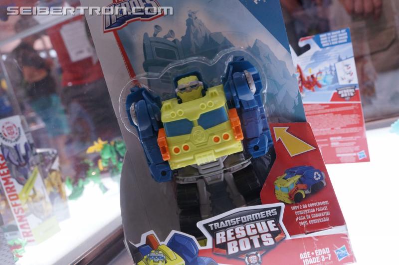 SDCC 2016 - Preview Night: Playskool Heroes Transformers Rescue Bots