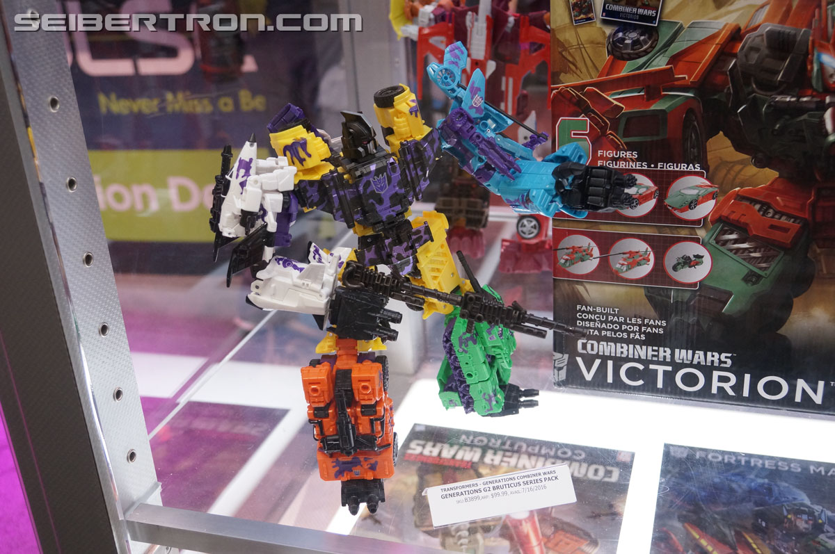 Transformers News: 2016 Generations Combiner Wars Display: Computron, G2 Bruticus, and Victorion #SDCC