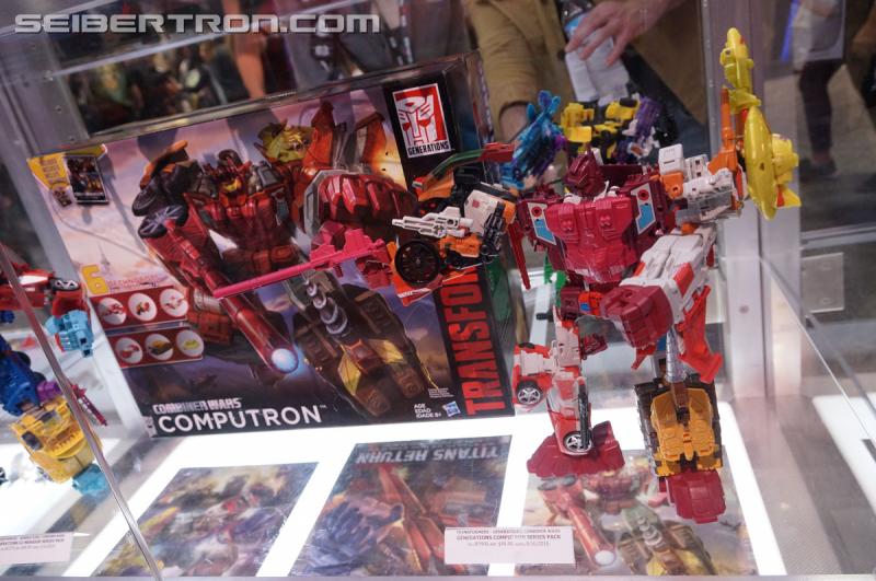 SDCC 2016: Preview Night: Combiner Wars - Transformers Event: Combiner Wars 013