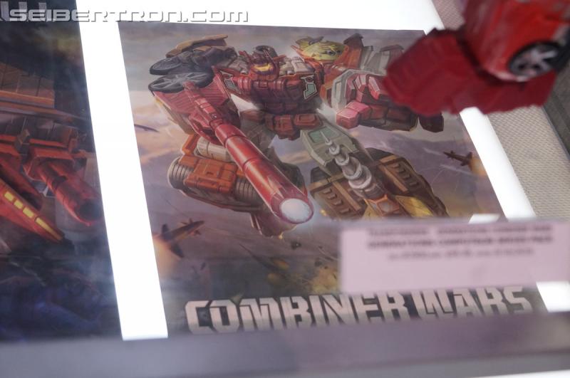 SDCC 2016 - Preview Night: Combiner Wars