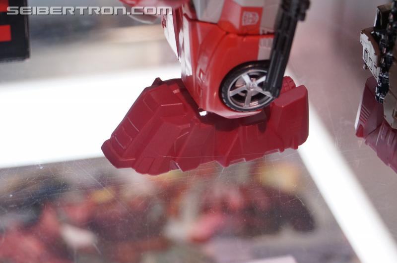 SDCC 2016: Preview Night: Combiner Wars - Transformers Event: Combiner Wars 015