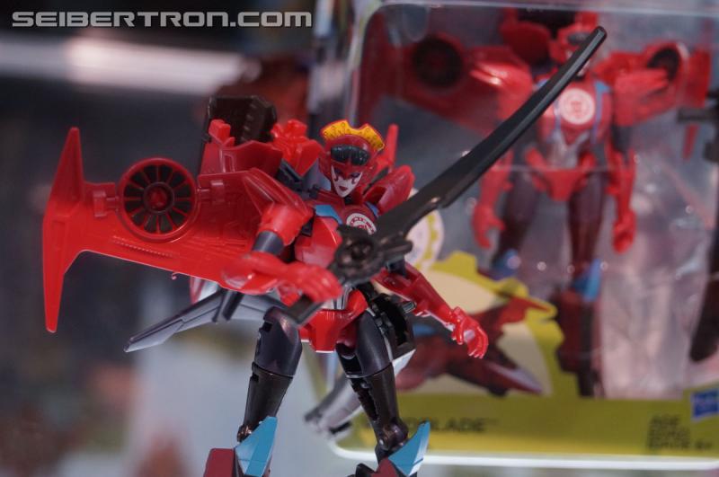 SDCC 2016 - Preview Night: Robots In Disguise