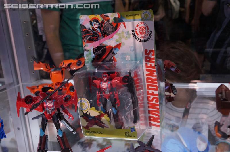 SDCC 2016: Preview Night: Robots In Disguise - Transformers Event: Robots In Disguise 013