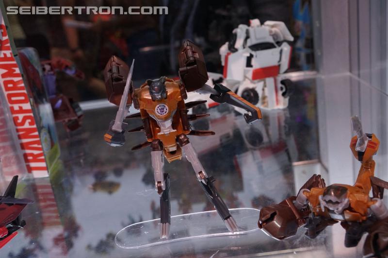 SDCC 2016: Preview Night: Robots In Disguise - Transformers Event: Robots In Disguise 014