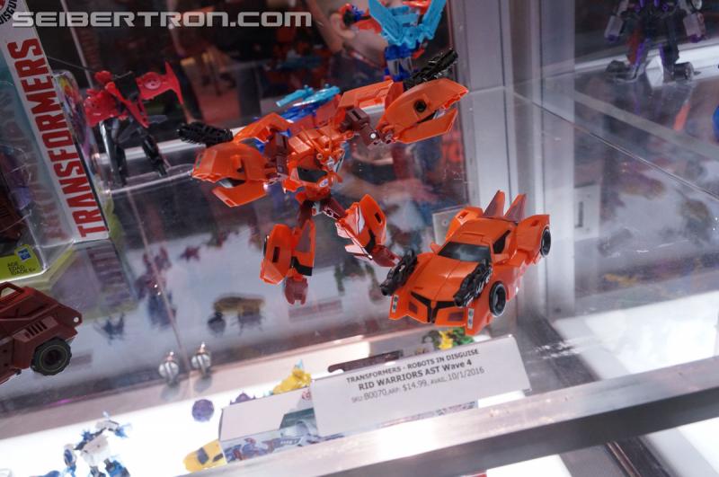 SDCC 2016 - Preview Night: Robots In Disguise