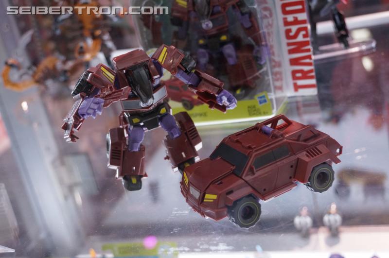 SDCC 2016: Preview Night: Robots In Disguise - Transformers Event: Robots In Disguise 040