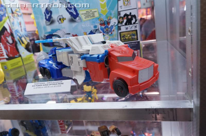 SDCC 2016: Preview Night: Robots In Disguise - Transformers Event: Robots In Disguise 051