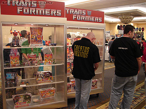BotCon 2006: Dealer Room - Transformers Event: