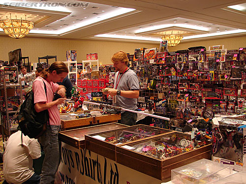BotCon 2006: Dealer Room - Transformers Event: