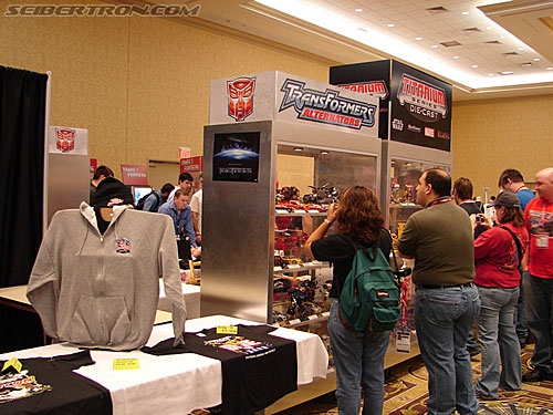 BotCon 2006: Dealer Room - Transformers Event: