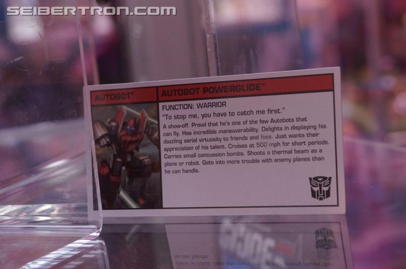 SDCC 2016 - Preview Night: SDCC 2016 Transformers Exclusives