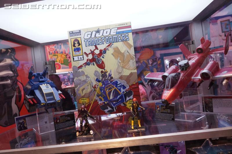 SDCC 2016: Preview Night: SDCC 2016 Transformers Exclusives - Transformers Event: Sdcc Exclusives 020