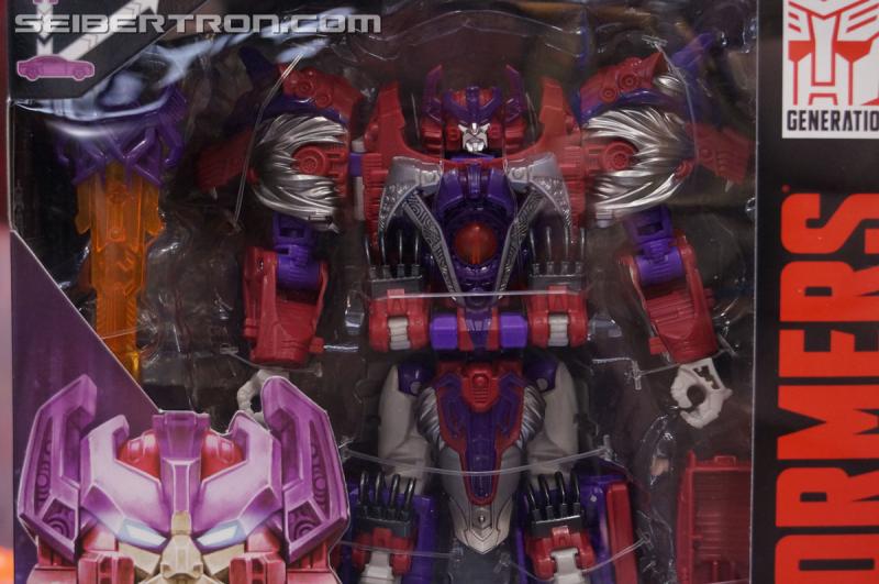 SDCC 2016 - Preview Night: Titans Return