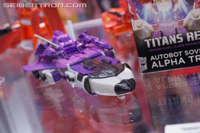 SDCC 2016: Preview Night: Titans Return - Transformers Event: Titans Return 023