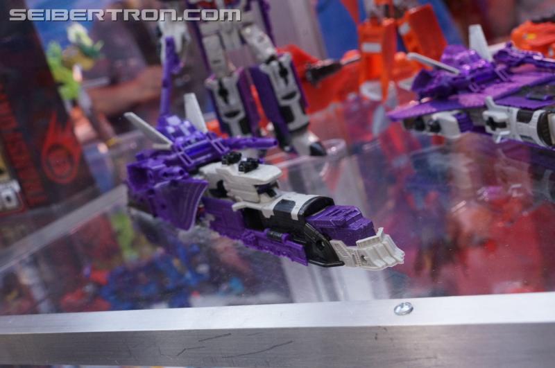 SDCC 2016: Preview Night: Titans Return - Transformers Event: Titans Return 025
