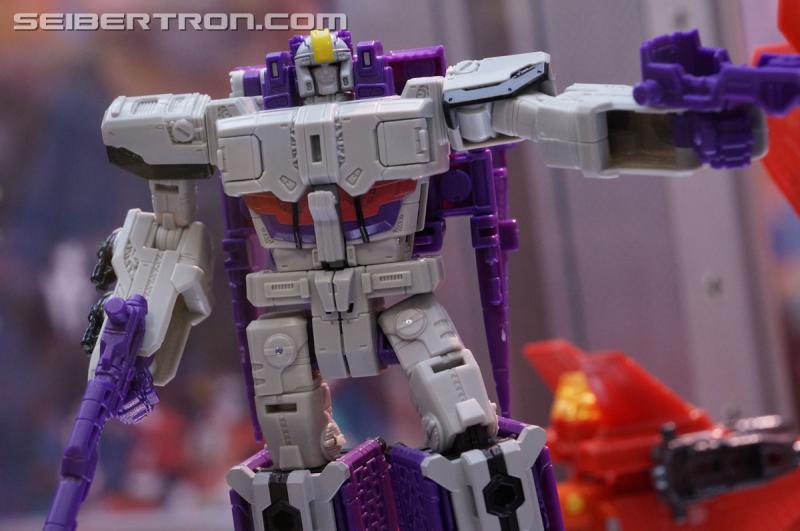 SDCC 2016 - Preview Night: Titans Return