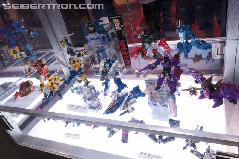 SDCC 2016: Preview Night: Titans Return - Transformers Event: Titans Return 032