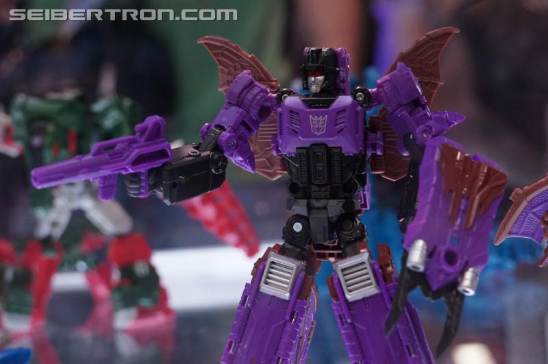 SDCC 2016 - Preview Night: Titans Return