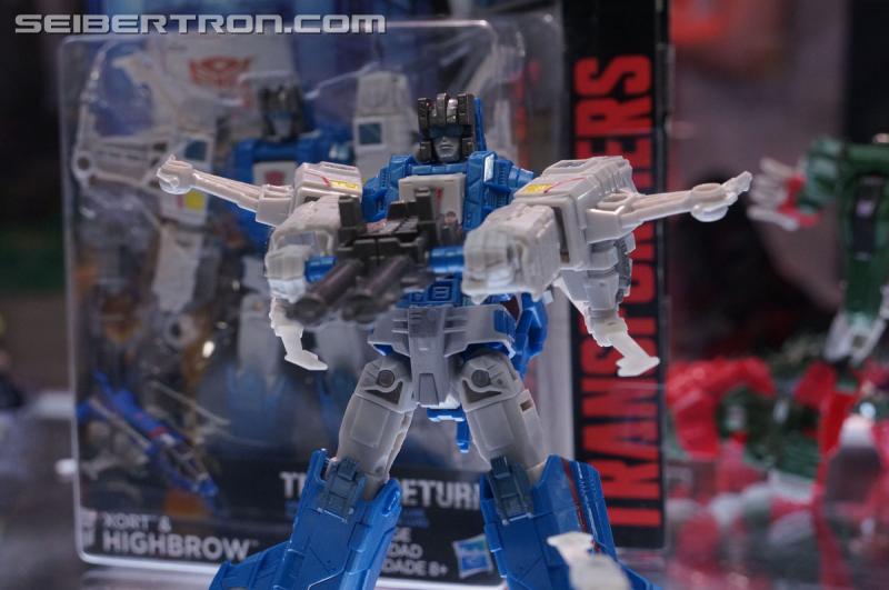 SDCC 2016 - Preview Night: Titans Return