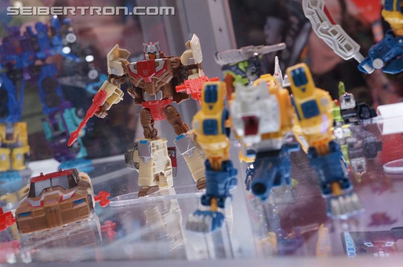 SDCC 2016 - Preview Night: Titans Return