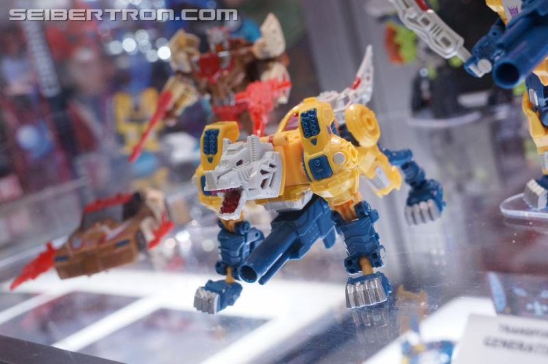 SDCC 2016 - Preview Night: Titans Return