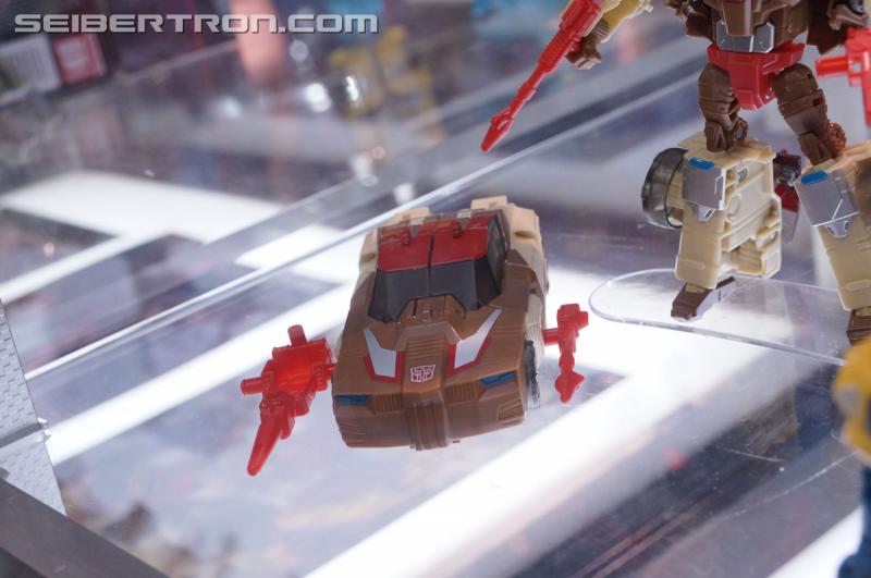 SDCC 2016: Preview Night: Titans Return - Transformers Event: Titans Return 051