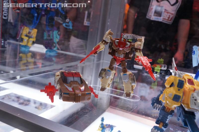 SDCC 2016: Preview Night: Titans Return - Transformers Event: Titans Return 052