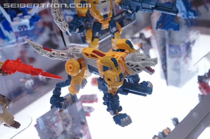SDCC 2016: Preview Night: Titans Return - Transformers Event: Titans Return 061
