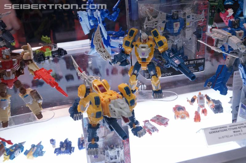 SDCC 2016: Preview Night: Titans Return - Transformers Event: Titans Return 062