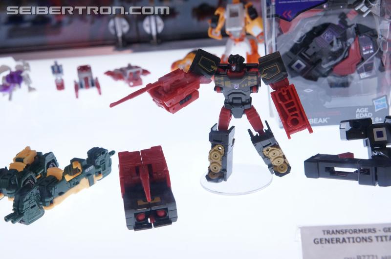 SDCC 2016: Preview Night: Titans Return - Transformers Event: Titans Return 073