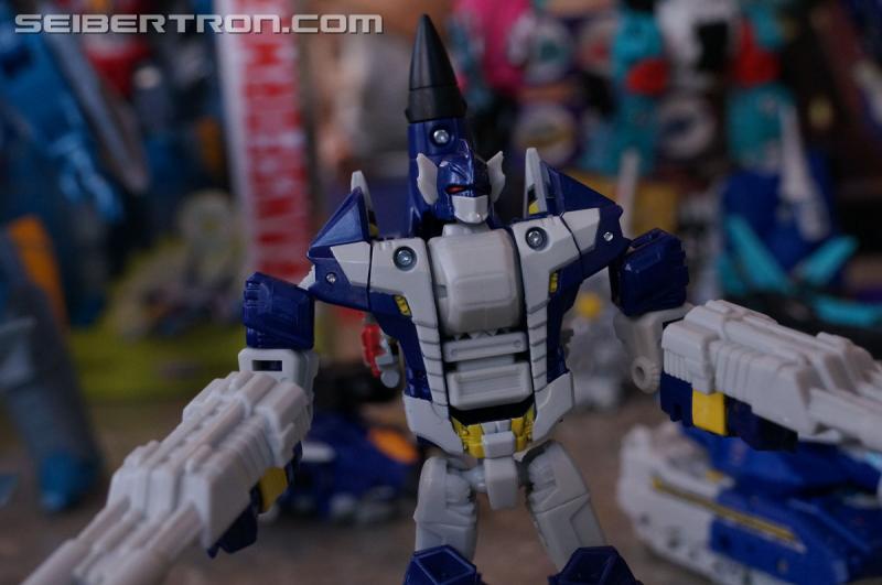 SDCC 2016: Hasbro Press Event: Combiner Wars Liokaiser - Transformers Event: Liokaiser 016